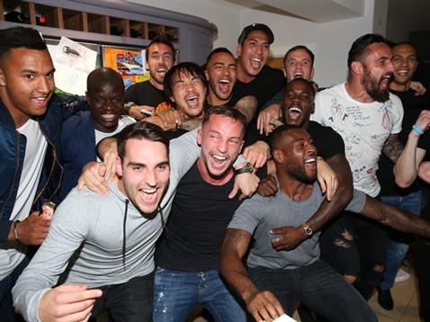 Piłkarze Leicester świętują na imprezie u Vardego_6