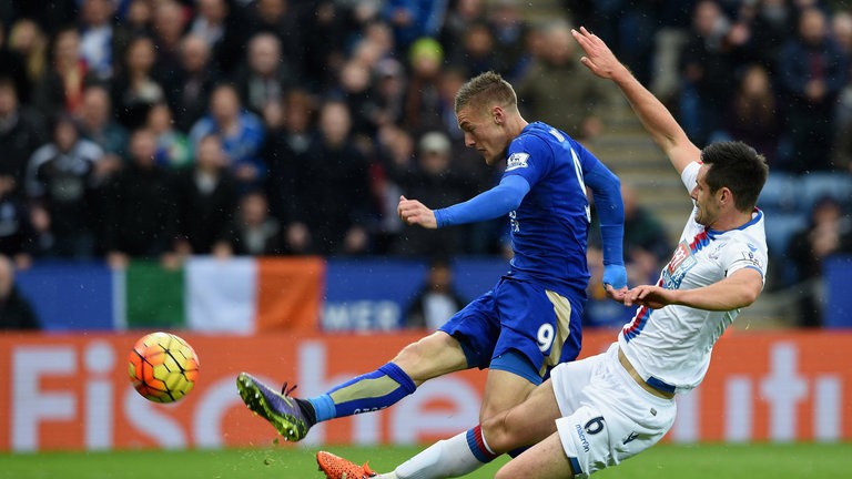 Leicester pokonuje Crystal Palace 1:0