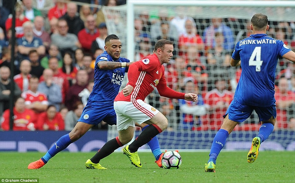 Manchester United rozbija Leicester 4:1