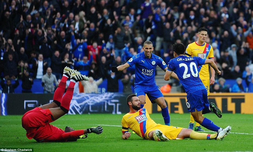 Leicester City pokonuje Crystal Palace 3:1